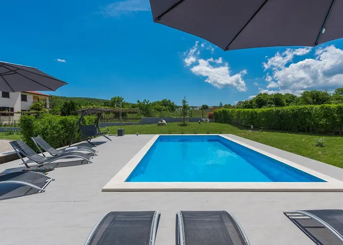 Willa Lovre Labin (Istria)