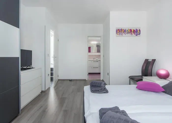 Willa Lovre Labin (Istria)